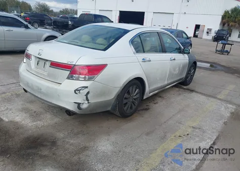 2011 Honda Accord 3.5 Ex-L z USA, uszkodzony, nr VIN 1HGCP3F85BA031072